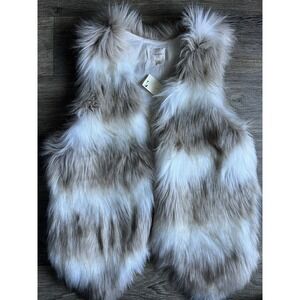 NWT Women's Faux Fur Soft Furry Vest Size Small‎